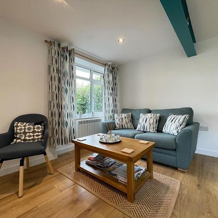 Lovely Ground Floor Apartment In Quiet Village Эксетер Экстерьер фото